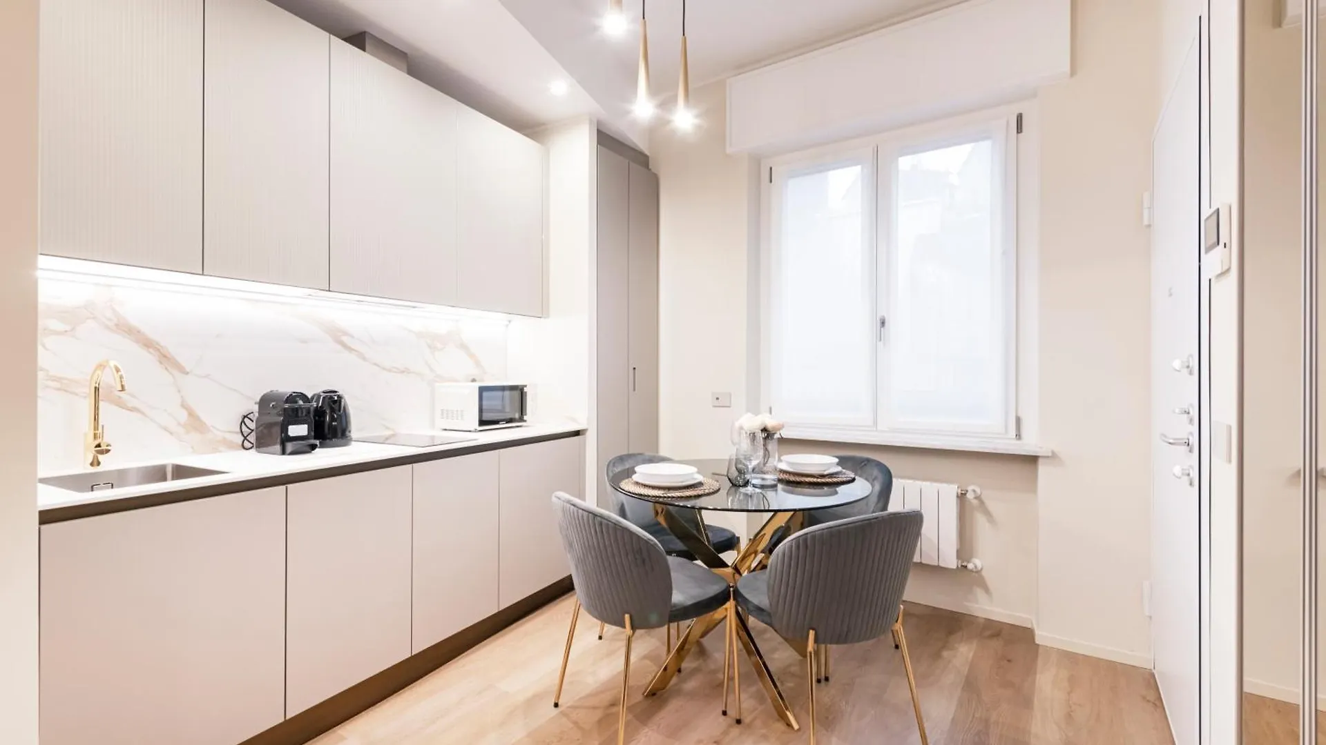 Easylife Apartment Milan Italy