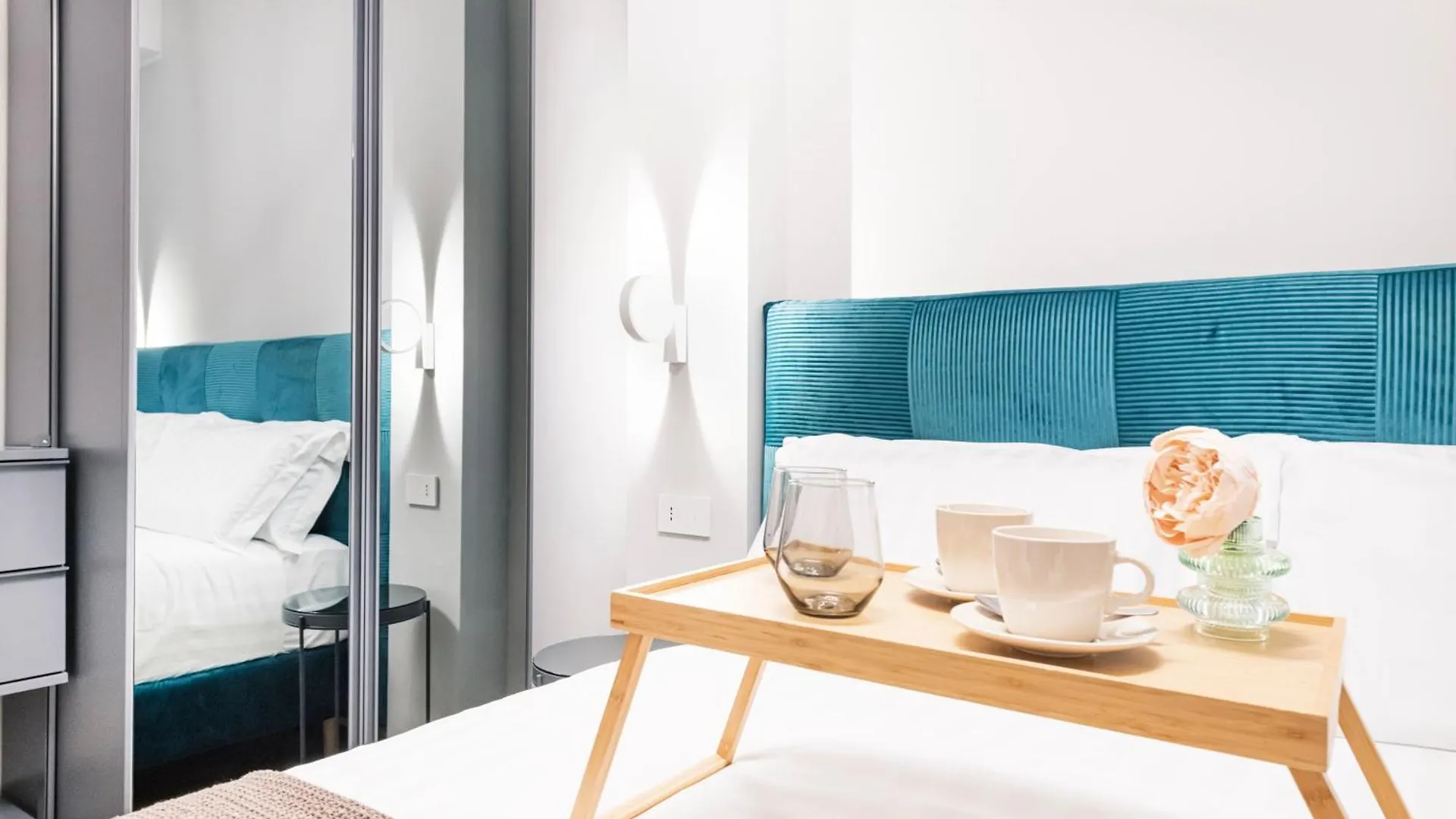 Easylife Apartment Milan 0*,  Italy
