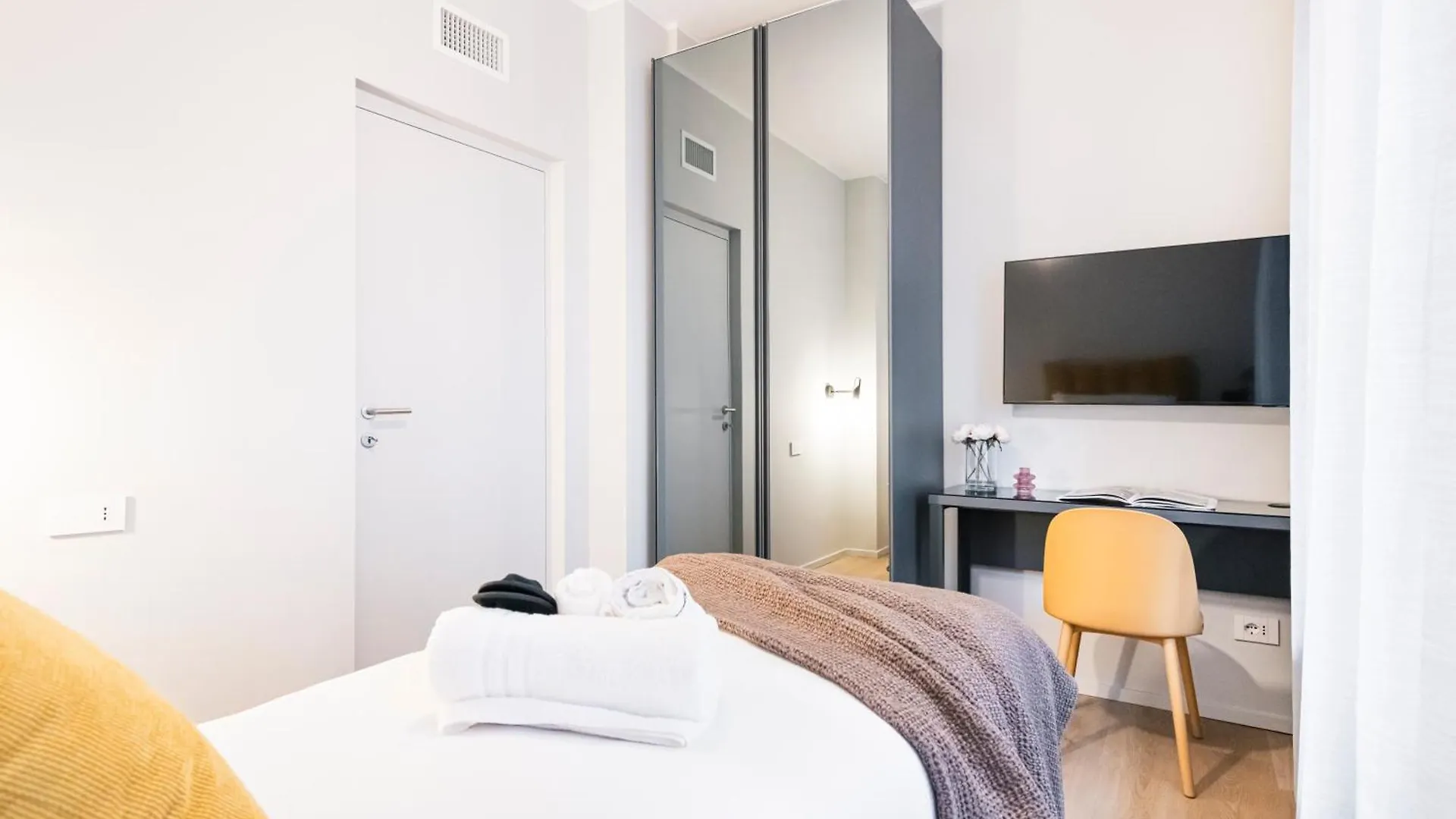Easylife Apartment Milan