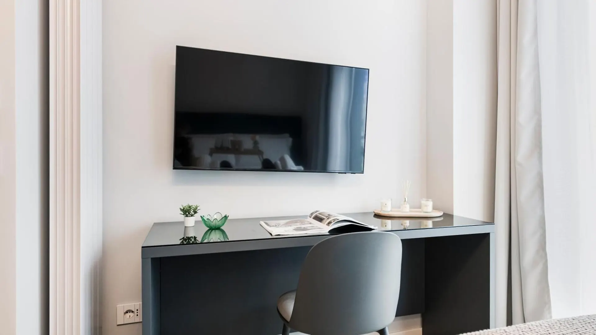 Easylife Apartment Milan 0*,
